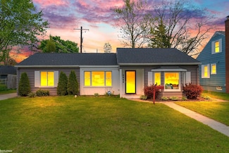 3444 Maple St, Port Huron, MI 48060