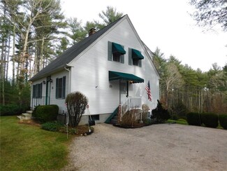 136 Arcadia Rd, Hope Valley, RI 02832