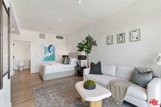 10700 Tabor St Unit 305, Los Angeles, CA 90034