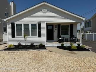 64 Jib Ln, Brick, NJ 08723