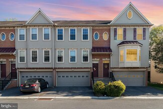 6316 Creekbend Dr, Mechanicsburg, PA 17050