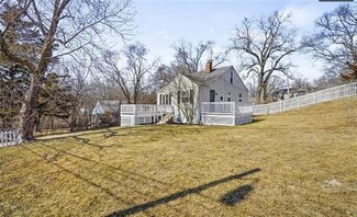 1340 E 85th St, Kansas City, MO 64131