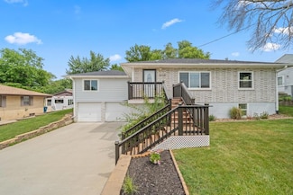 2560 E Sheridan Ave, Des Moines, IA 50317