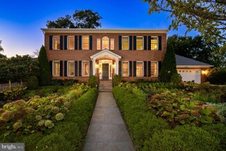 6701 Honesty Dr, Bethesda, MD 20817