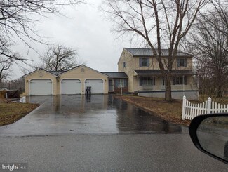 3 Spring Hill Ln, Elizabethtown, PA 17022