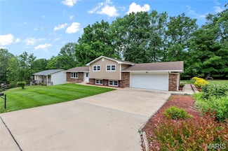 2014 Kenneth Dr, Cape Girardeau, MO 63701