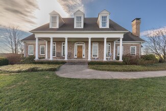 555 Rose Ln, Versailles, KY 40383