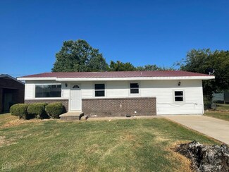 605 N 7 1/2 St, Paragould, AR 72450