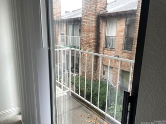 6633 W Airport Blvd Unit 1407, Houston, TX 77035