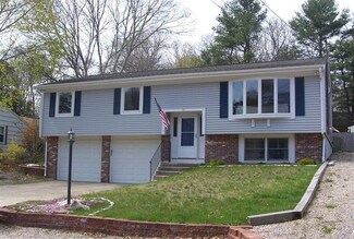15 Teaticket Path, Teaticket, MA 02536