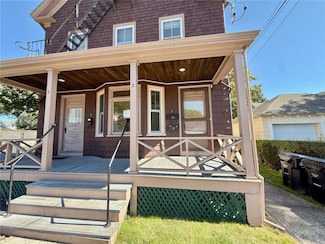 3 Freeborn St Unit 1, Newport, RI 02840