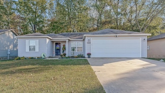 604 Elizabeth Dr, Paragould, AR 72450
