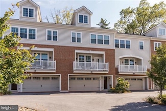 25 Village Square, Paoli, PA 19301