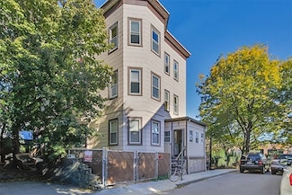 8 Stone Place Unit 1, Somerville, MA 02143