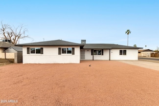 556 E Manor Dr, Casa Grande, AZ 85122