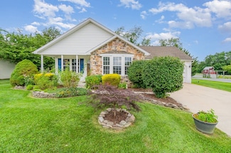 38 Lantern Ln, Shippensburg, PA 17257
