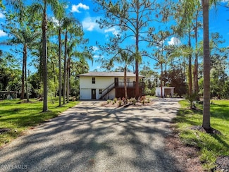 580 7th St SW, Naples, FL 34117