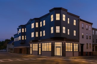 655 Saratoga St Unit 201, Boston, MA 02128