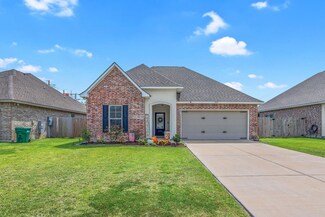 1507 Bowen Rd, Lake Charles, LA 70611