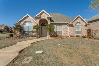 2052 Piedmont Dr, Lewisville, TX 75067