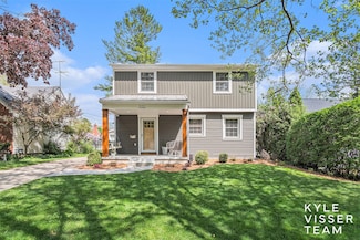 1132 Eastwood Ave SE, Grand Rapids, MI 49506