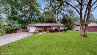 1202 S Broadway St Unit 4, McHenry, IL 60050