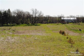 2718 S Donmyer Rd, Gypsum, KS 67448