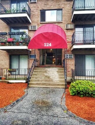 124 Mammoth Rd Unit 202, Hooksett, NH 03106