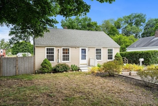 5 Dipalma Rd, Beverly, MA 01915