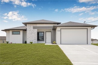 7018 Waldo Cir, Port Labelle, FL 33935