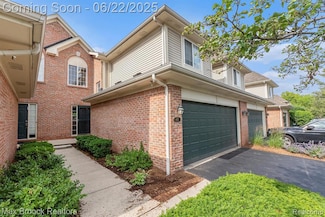 417 James Cir Unit 68, Royal Oak, MI 48067