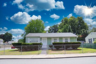 26 Amherst St, Lawrence, MA 01843