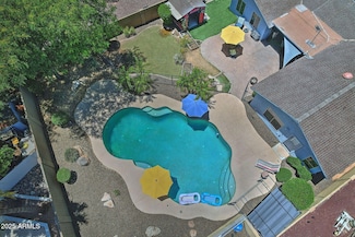 927 N Somerset Cir, Mesa, AZ 85205