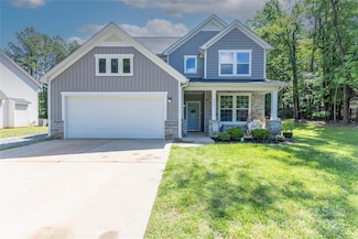 2902 Oakdale Rd, Charlotte, NC 28216
