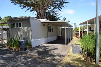 2333 Meadowbrook Dr, Eureka, CA 95503