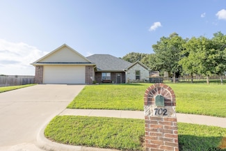 702 Jaxon Dr, Whitehouse, TX 75791