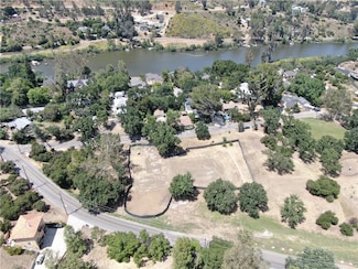 29153 Crags Dr, Agoura Hills, CA 91301