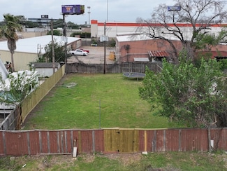3607 Zoch Ln, Houston, TX 77092