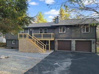 6514 Runnymead Ln, Tobyhanna, PA 18466