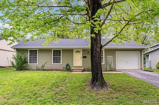 904 Juniper Dr, O Fallon, IL 62269