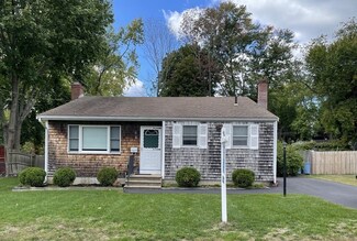 71 Summer Ave, Stoughton, MA 02072