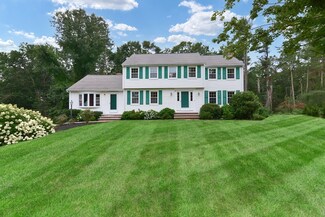 20 Charlotte Dr, Andover, MA 01810