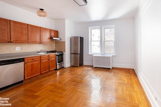1 Grace Ct Unit 2C, Brooklyn, NY 11201