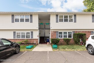 2 Texas Ct Unit C, Matawan, NJ 07747