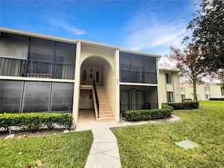 1424 Pine Glen Ln Unit D2, Tarpon Springs, FL 34688