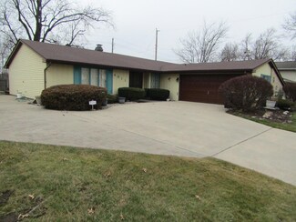 4611 Maple Terrace Pkwy, Fort Wayne, IN 46835
