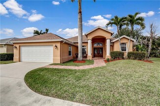 5051 Brixton Ct, Naples, FL 34104