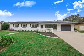 5524 Meander Dr, Lake Wales, FL 33898