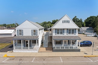 118 Kenosha St, Walworth, WI 53184