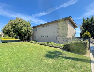 327 S Steckel Dr, Santa Paula, CA 93060